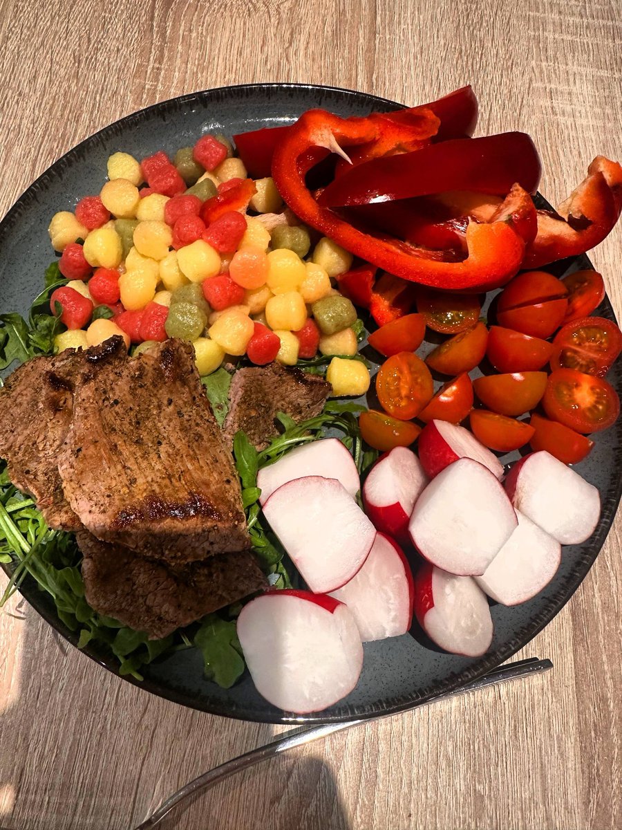 🇪🇸R A S S E L🇪🇸 tweet media