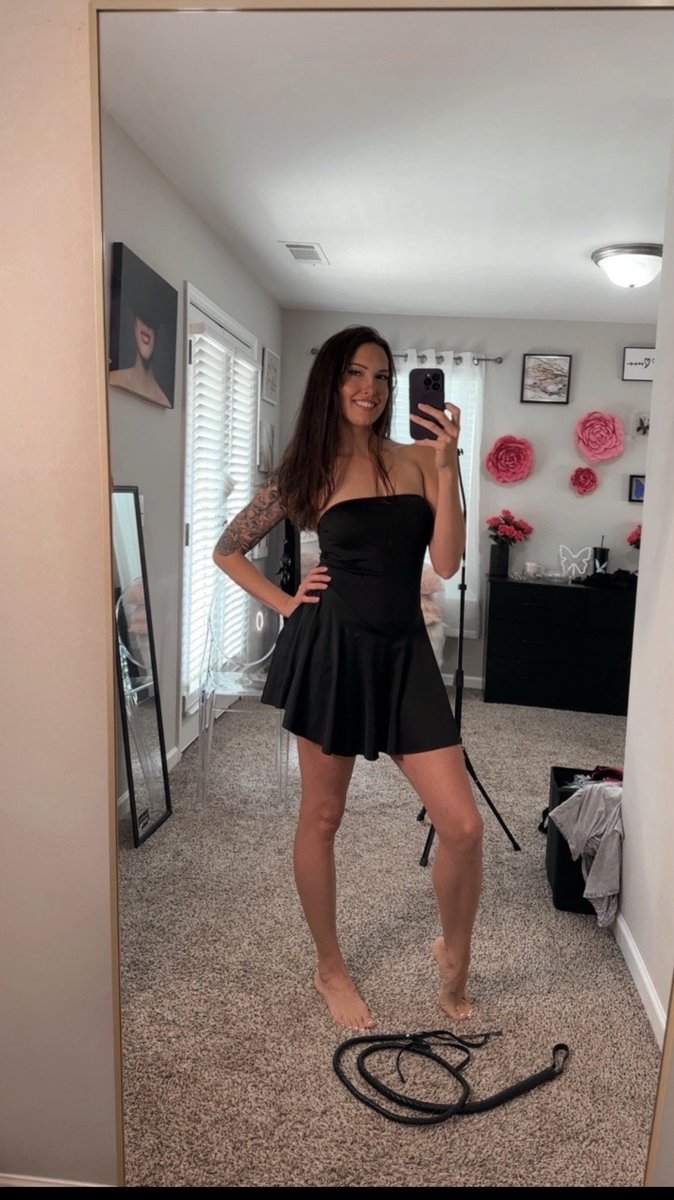 Riley Jade tweet media