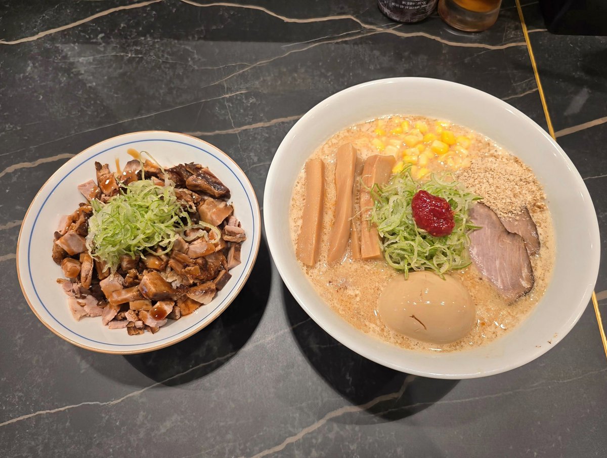 かなまん tweet media