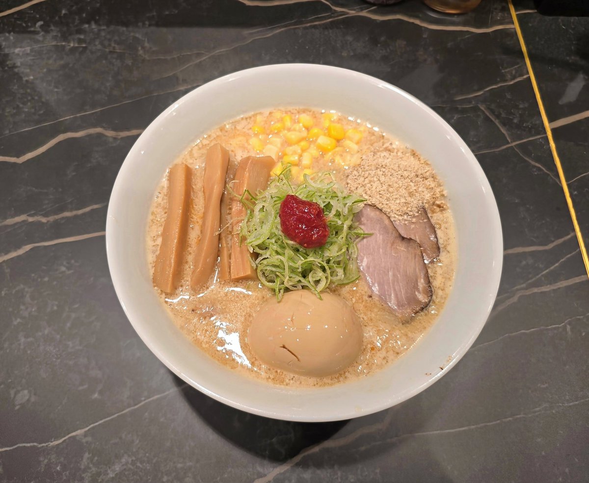 かなまん tweet media