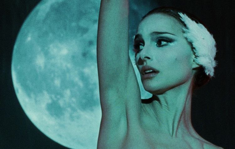 bela 🍎 tweet media