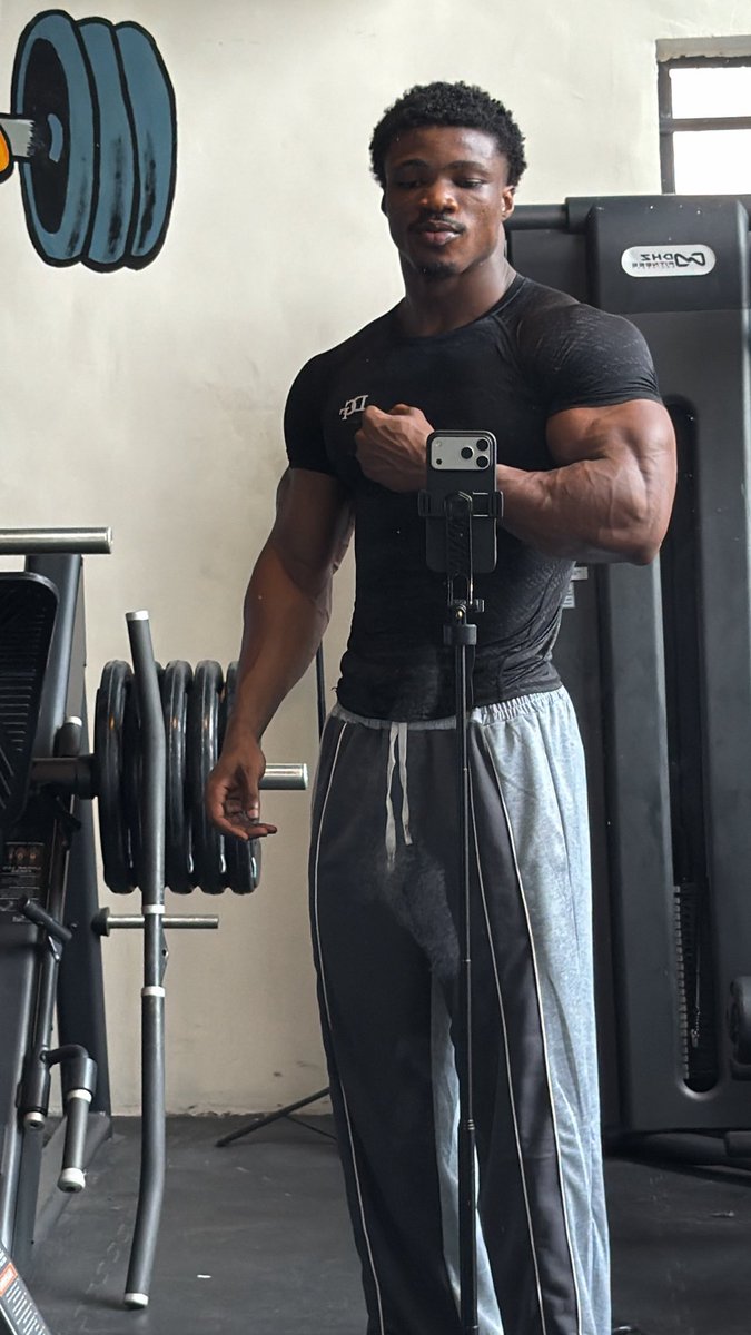 Errorrrr40444 tweet media