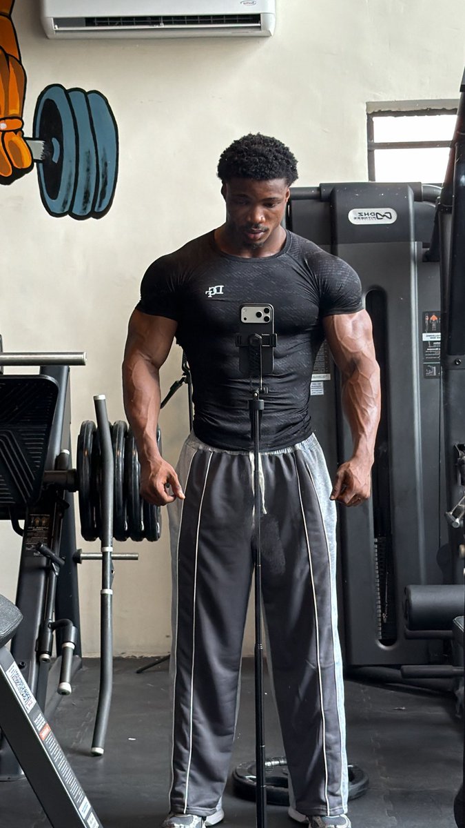 Errorrrr40444 tweet media