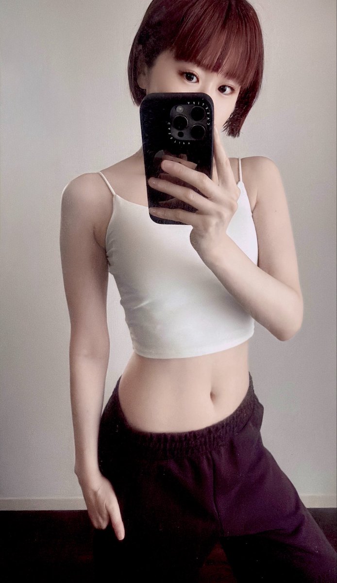 ＊chika.＊ tweet media