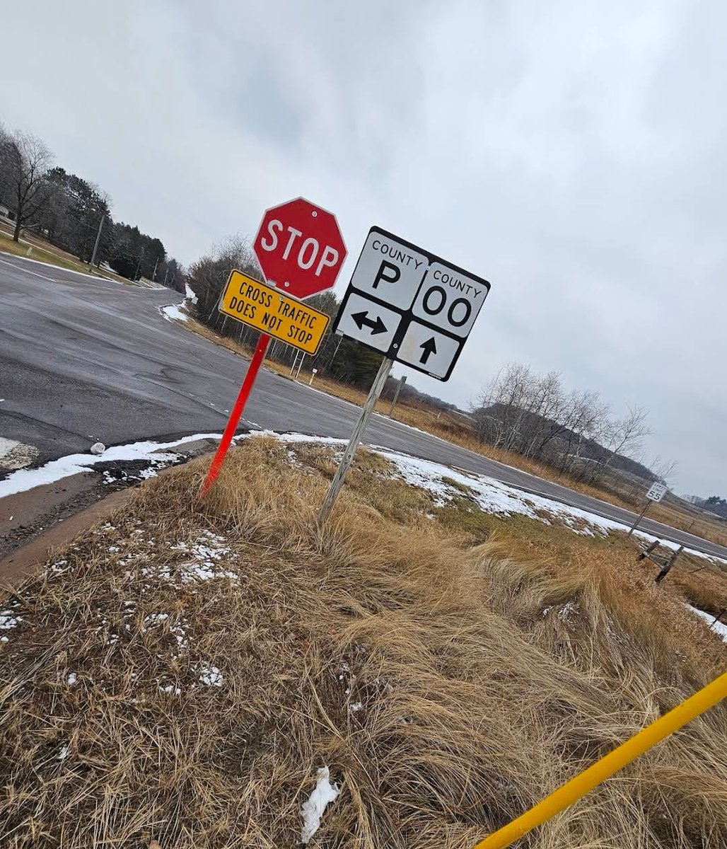 SewerSocialism's tweet photo. "POO Corners"
Co Rd P &amp; Co Rd OO
Chippewa Falls, WI https://t.co/8KpbRVgW2V
