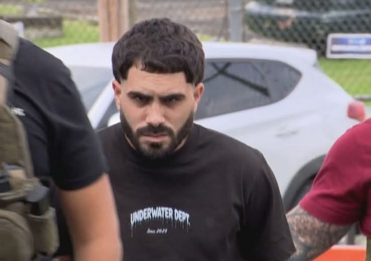 PONCENOTICIAS's tweet image. ARRESTAN AL FAMOSO #CRAYOLA 🖍️, ALEGADO INTEGRANTE DE ORGANIZACIÓN CRIMINAL EN COROZAL 😬❗facebook.com/share/p/14Yw95…