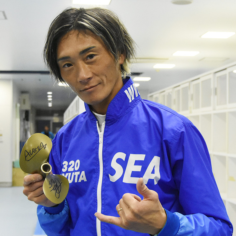 東スポ　ボートレース tweet media