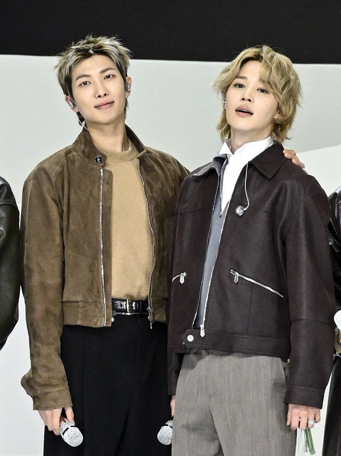 hourly minimoni ★ tweet media