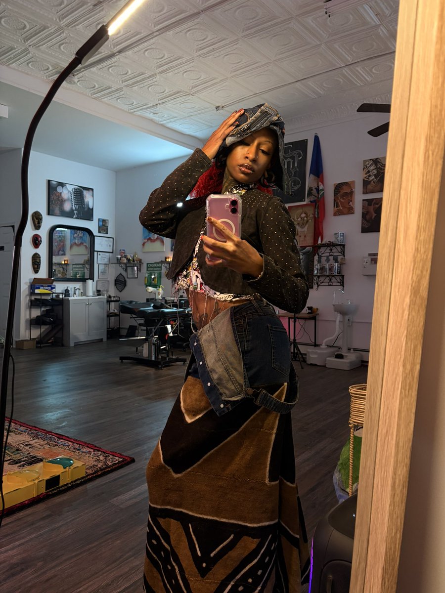 solo7thouxan's tweet image. #AFROCENTRIC #EGYPTIANGODDESS #HAITIANPRINCESS 🪭🪘🌻