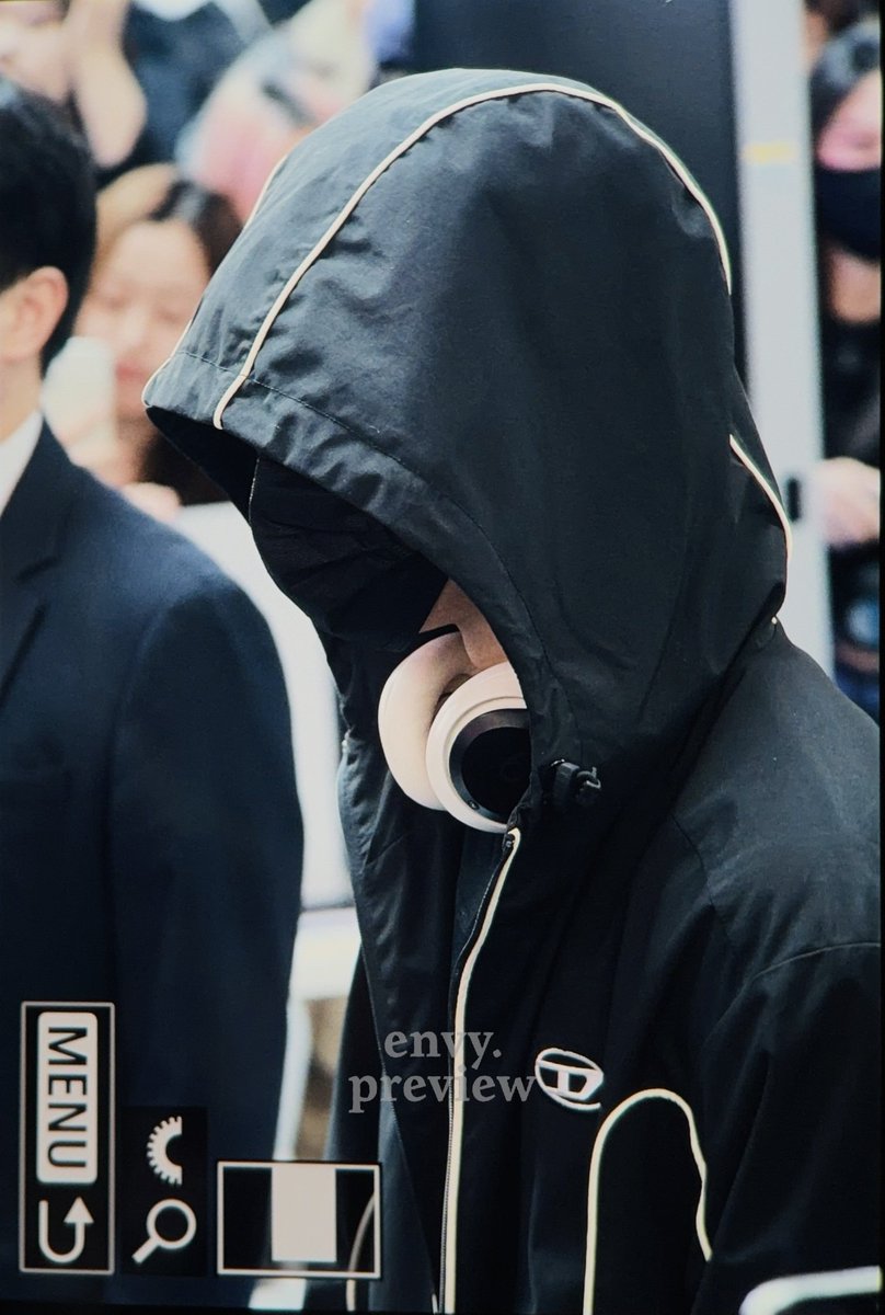 𝐞𝐧𝐯𝐲. tweet media