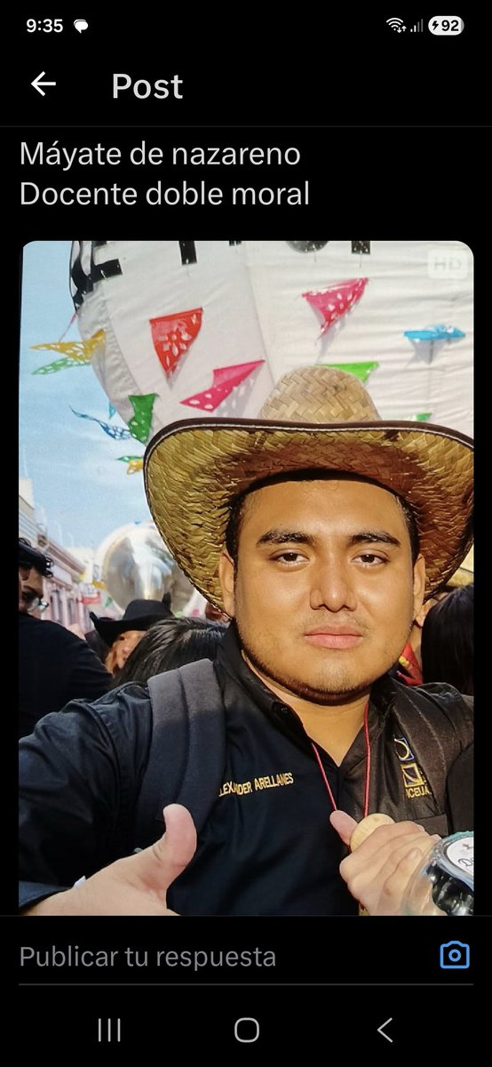 Mayate de mazareno etla 
Ida y vuelta 
Docente ...
Que mas quieres ???
Lopez Alexander  es tu opción