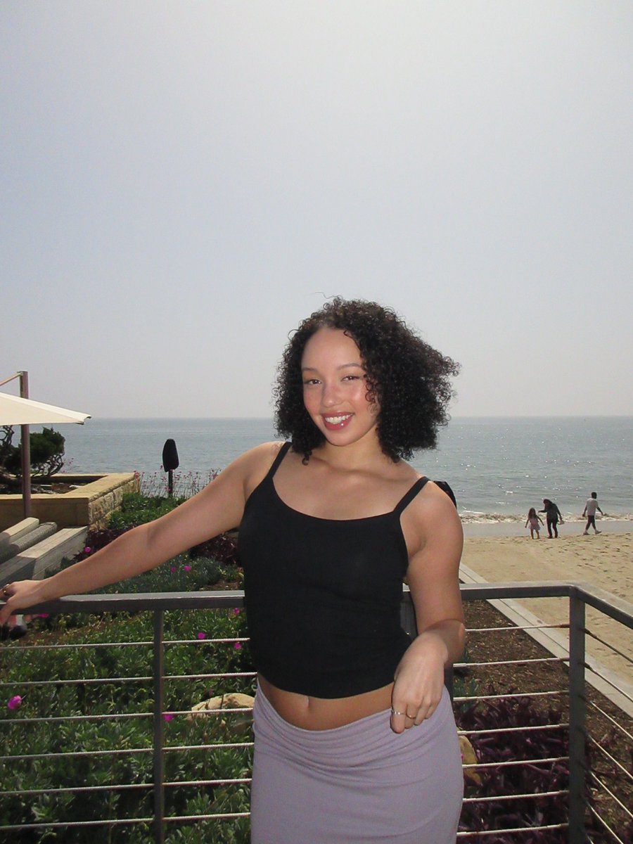 Alexis is 18+ only 🤠 tweet media