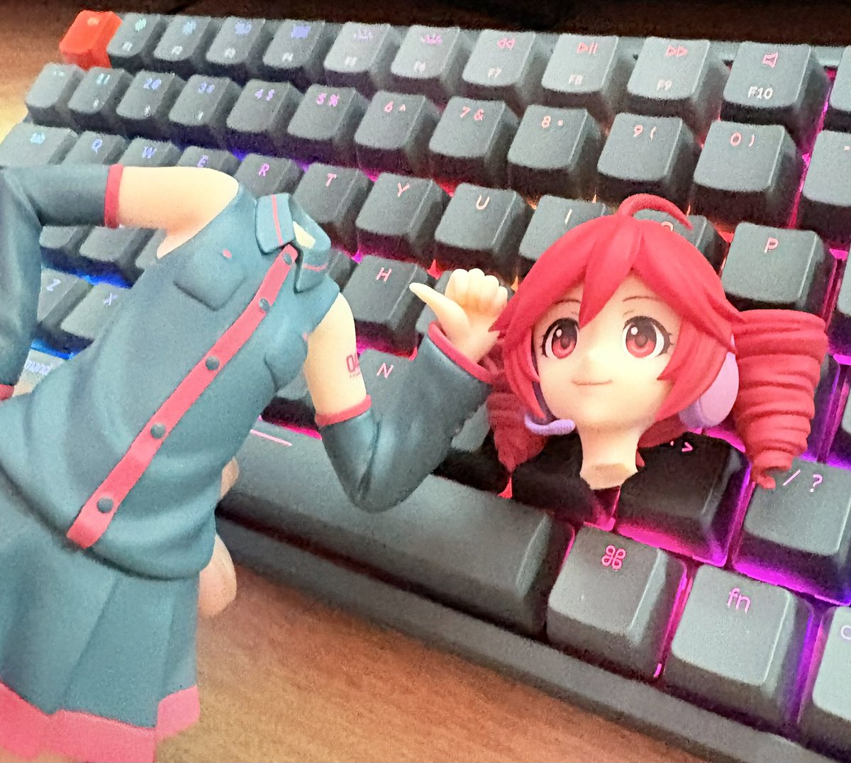 TRAP CHICK / 트랩칙 tweet media