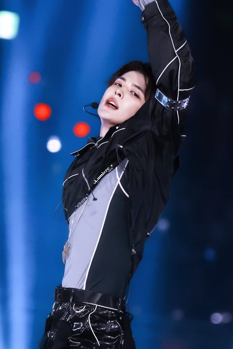 Lumiere_0419 tweet media