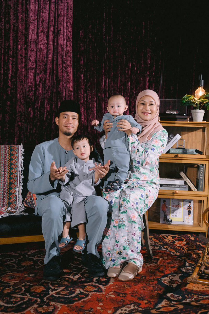 aliyaramlee's tweet photo. Raya looks better with you 💛🌙 https://t.co/ArG1hv5TTD