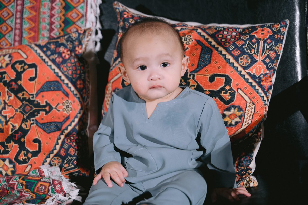 aliyaramlee's tweet photo. Raya looks better with you 💛🌙 https://t.co/ArG1hv5TTD