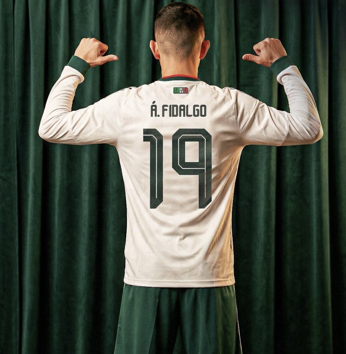 ℍ𝔸ℝ𝕋ℤ (ᑕ♥ᗩ) 💙🦅💛 tweet media