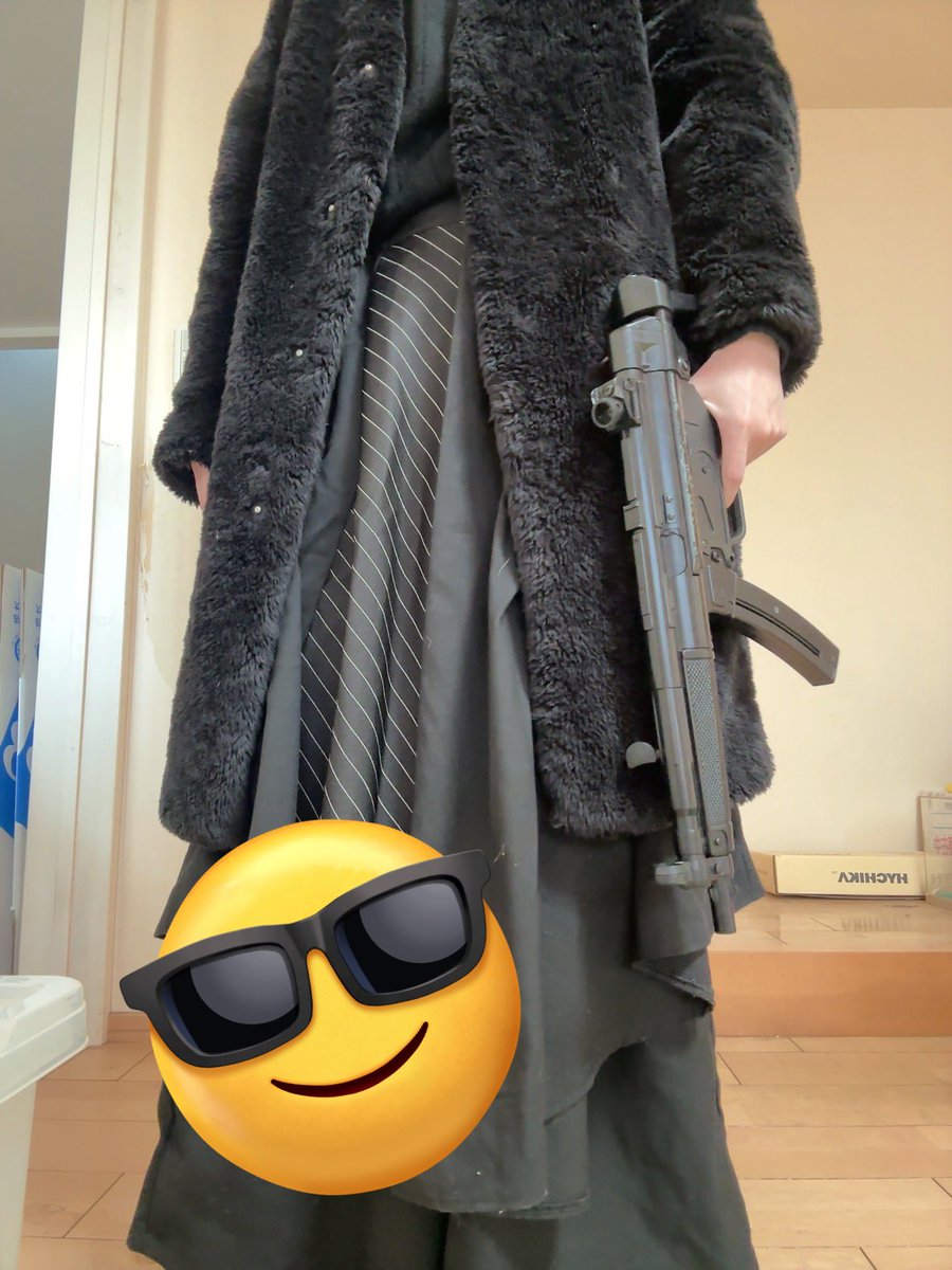 Hamsando86's tweet photo. 明日の参戦服は確実に今回のターゲットを買う強い意志を持っている。 https://t.co/4uKIZPjW5L