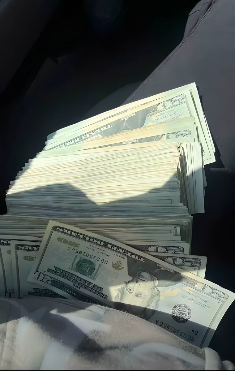 giftlove tweet media