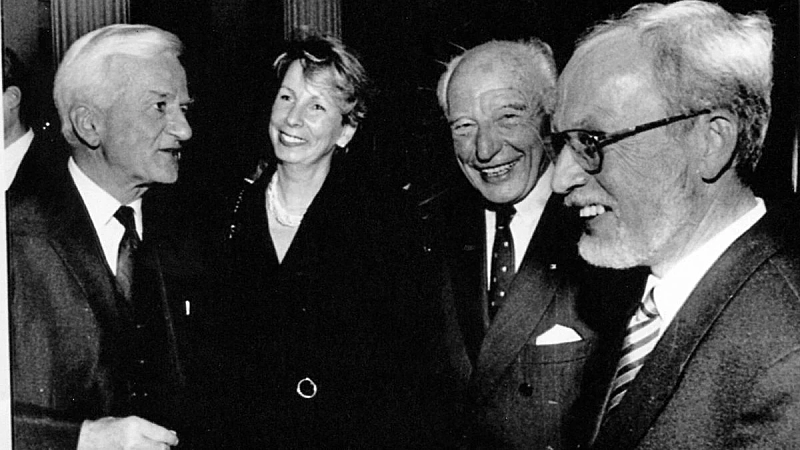 잡초학박사야마다료프사 tweet media