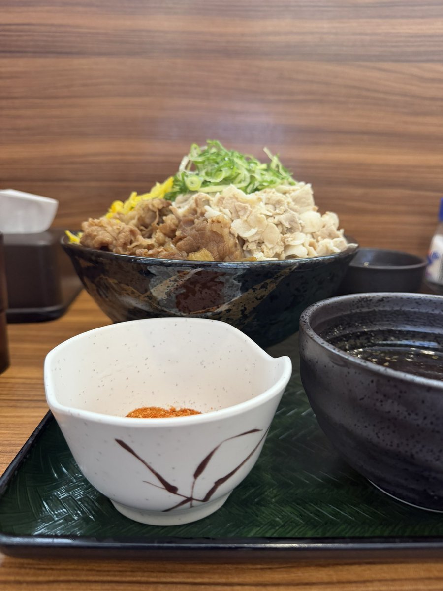 けん いち tweet media