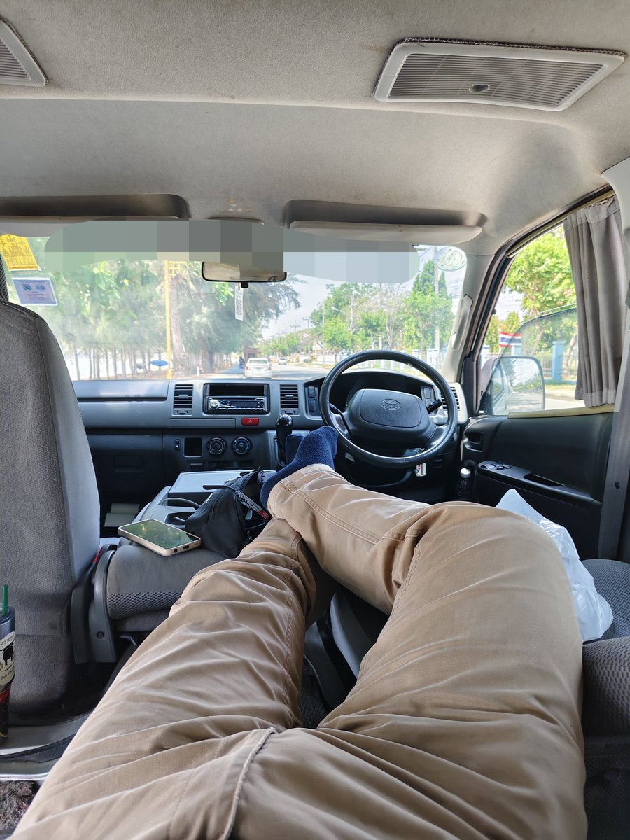 แปปหนึ่ง คิดไม่ออก tweet media