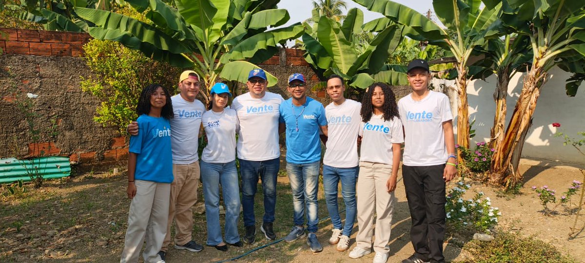 ¡Oficialmente Vente Carabobo presionó START! 🚀 Recibimos en la Parroquia Belén a nuestro Coord. Regional Ronald González tras meses de exilio forzado.
Fue un encuentro de familia y compromiso. AQUÍ ESTAMOS Y AQUÍ NOS QUEDAMOS. ¡Hasta recuperar a Venezuela! 🇻🇪🔥 #Carabobo