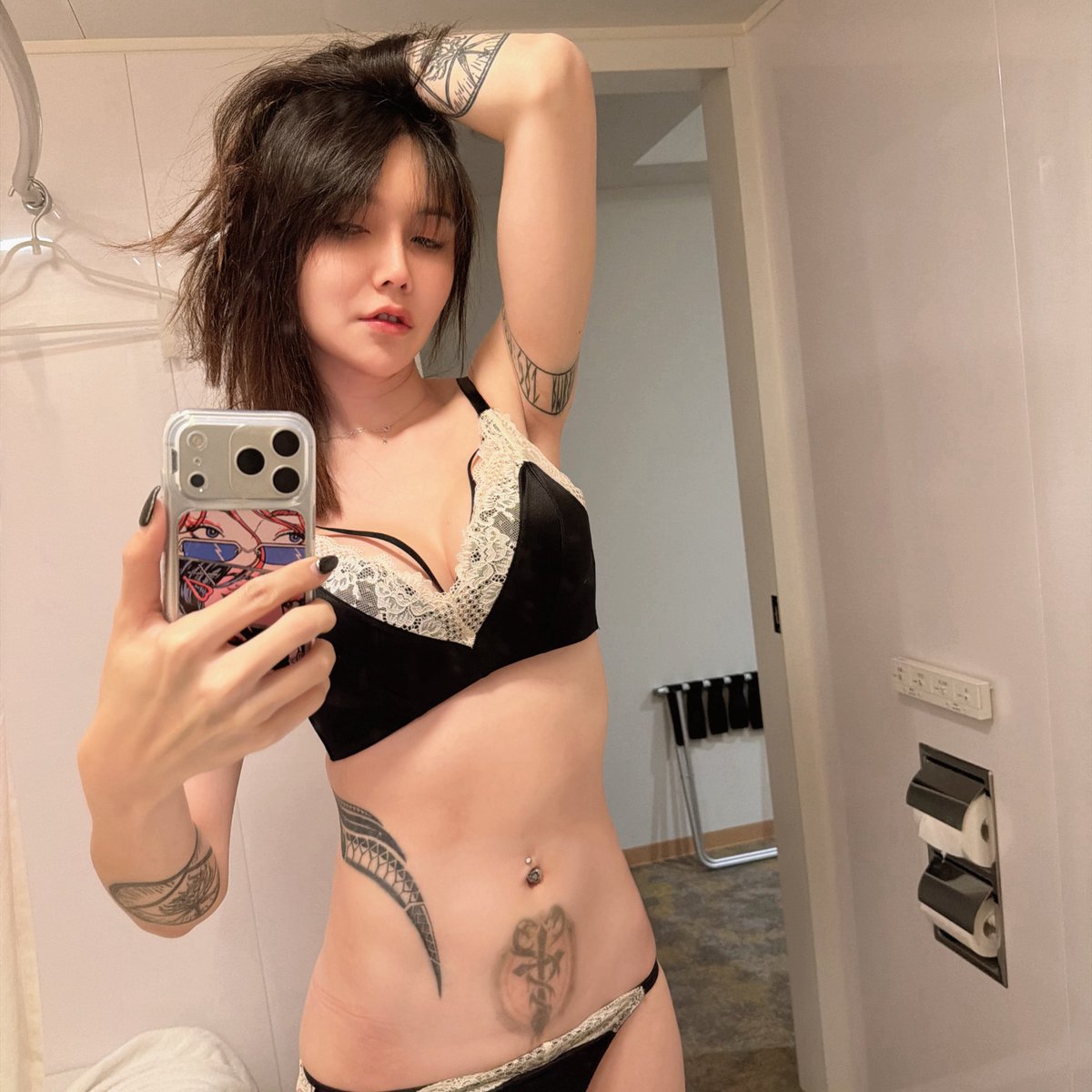 ADA HUNG tweet media