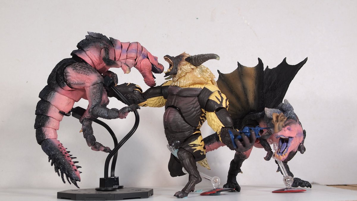 FA Customs tweet media