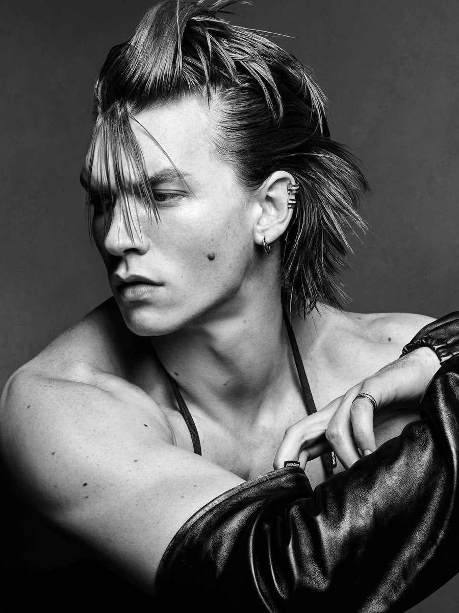 becca ⋆.𐙚 ̊ tweet media