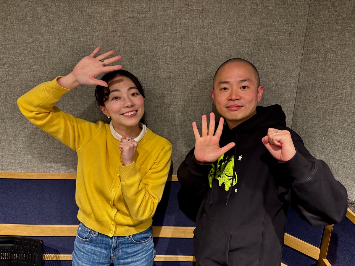 50MINUTESSHOW's tweet photo. #上田航平 と #雨宮萌果 がお届けした
『THE 50 MINUTES SHOW』🕚
本日、最終回をお届けしました！

最後のゲストは #ウォーターズ ✨
素敵な時間をありがとうございました！

📻#radiko のタイムフリーで1週間
🎧各種音声配信サービスで
アーカイブをお楽しみいただけます！
https://t.co/HJjLco18ZF

半年間、聴いてくださったすべてのリスナーの皆さん、本当にありがとうございました🙏
また会う日まで、Have a weekend！

#50ミニッツショー 
#interfm #Podcast #ポッドキャスト