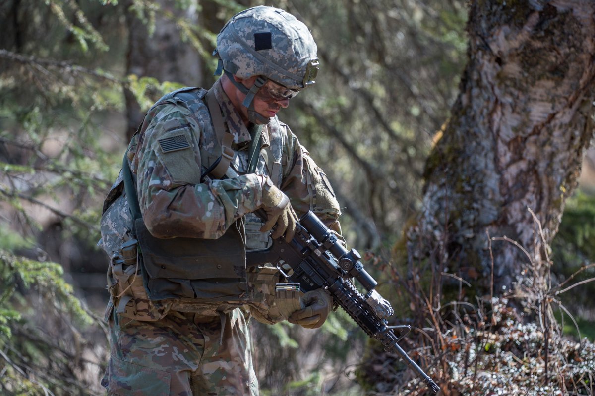 (Heli)Copter tweet media