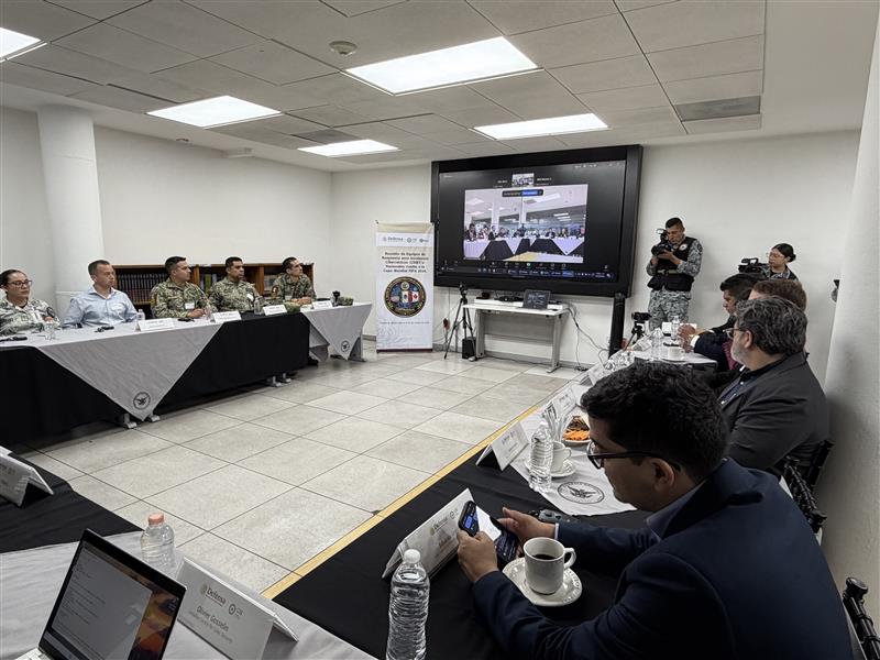 OEA_Cyber's tweet photo. La coordinación y confianza son elementos clave para garantizar la ciberseguridad de un evento global ⚽🏆

Esta semana, organizamos la “Reunión de CSIRTs Nacionales rumbo a la Copa Mundial de la FIFA 2026”, con tres días de trabajo conjunto entre los CSIRTs de México 🇲🇽, Estados Unidos 🇺🇸 y Canadá 🇨🇦, países que acogerán el Mundial @fifaworldcup_es.

Durante las jornadas de trabajo, los equipos avanzaron en: 
✅ Alinear protocolos y capacidades 
✅ Fortalecer canales de comunicación directa 
✅ Compartir información crítica en tiempo real 
✅ Preparación conjunta ante escenarios complejos

En un Mundial coorganizado, donde múltiples infraestructuras, servicios y países están interconectados, la diferencia la marca el nivel de coordinación entre quienes deben responder frente a las ciberamenazas.

Desde @OEA_Oficial se trabaja para facilitar a los Estados miembros este tipo de espacios, con el objetivo de transformar la cooperación entre países en capacidad operativa real con impacto directo en la población de las Américas 🌎🌐

@GobiernoMX @MisionMexOEA @USAmbOAS @CISAgov