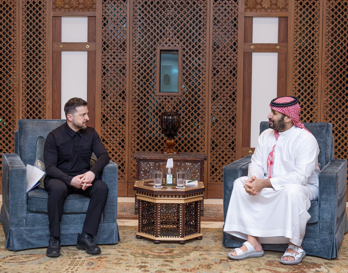 بندر الجلعود tweet media