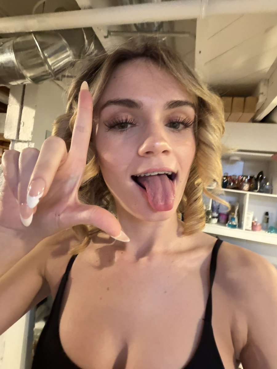 Goddess Trinity 💕 tweet media