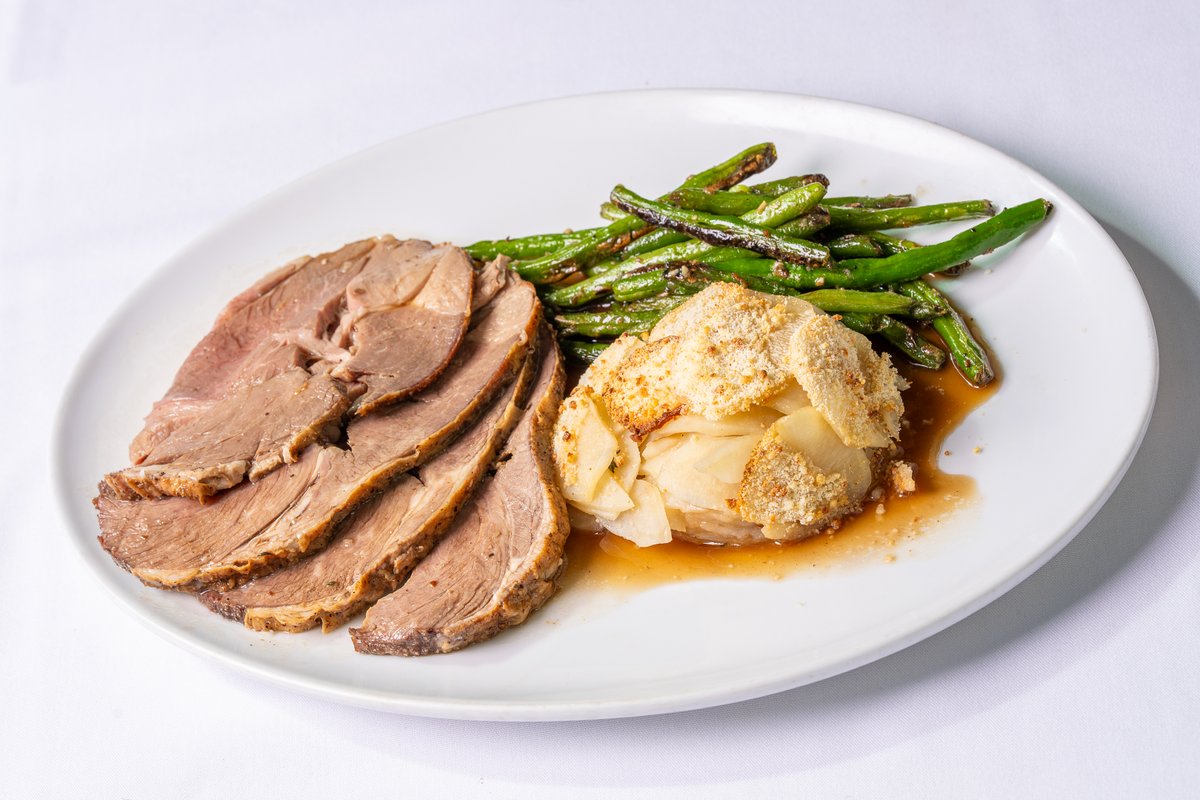 Sam's Town Las Vegas tweet media