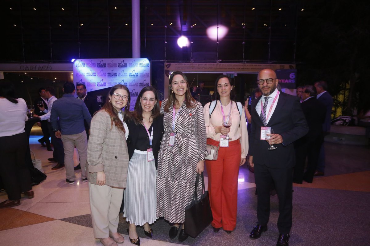 CoyolFreeZone's tweet photo. Nos enorgullese formar parte de #CRET 2026, el principal encuentro del sector inmobiliario en Costa Rica, donde +500 líderes se reunieron para analizar los desafíos y oportunidades que están definiendo el sector.​

Nuestro equipo tuvo una participación activa en la agenda: Jorge Arturo Monge, Director General, participó en el panel “El nuevo ciclo del mercado industrial en Centroamérica & el Caribe”, mientras que Mariola Sánchez, Directora de Mercadeo y Desarrollo de Negocios, fue parte del CRET Talk "Ecosistemas listos para crecer: redefiniendo el estándar para atraer operaciones globales".​

Uno de los momentos destacados del congreso fue el reconocimiento al Sr. Álvaro Carballo, Presidente de CODE Development Group y co-desarrollador de Coyol Free Zone, por su liderazgo y contribución al desarrollo de la industria inmobiliaria en el país.​

¡Un espacio para intercambiar perspectivas sobre la transformación del sector y sus implicaciones para la región!​

#CoyolFreeZone #DiseñadoparaInnovar