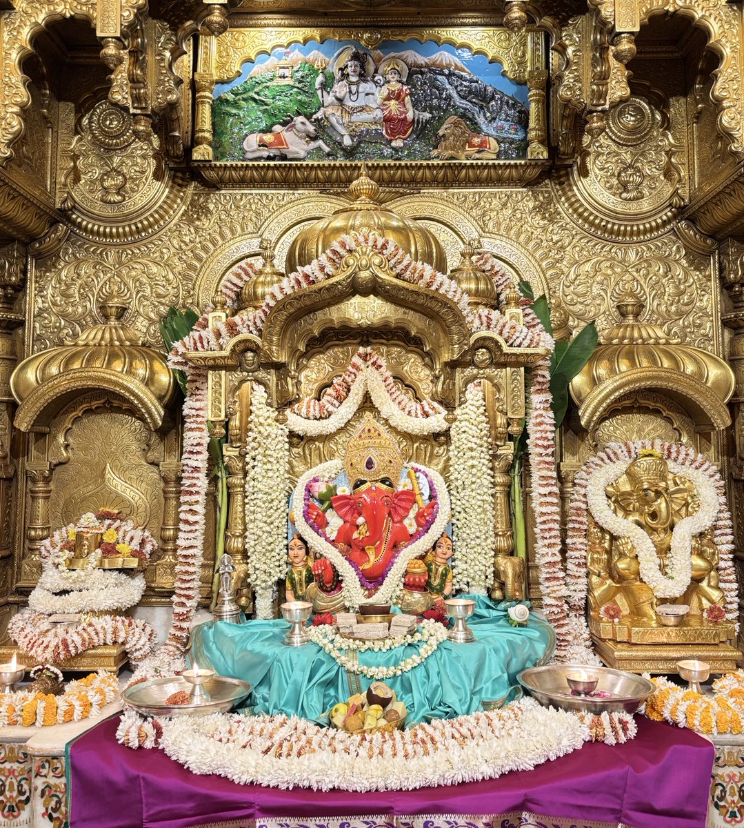 Shri Siddhivinayak Temple tweet media