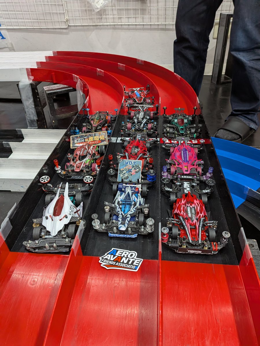 ちょい3 tweet media