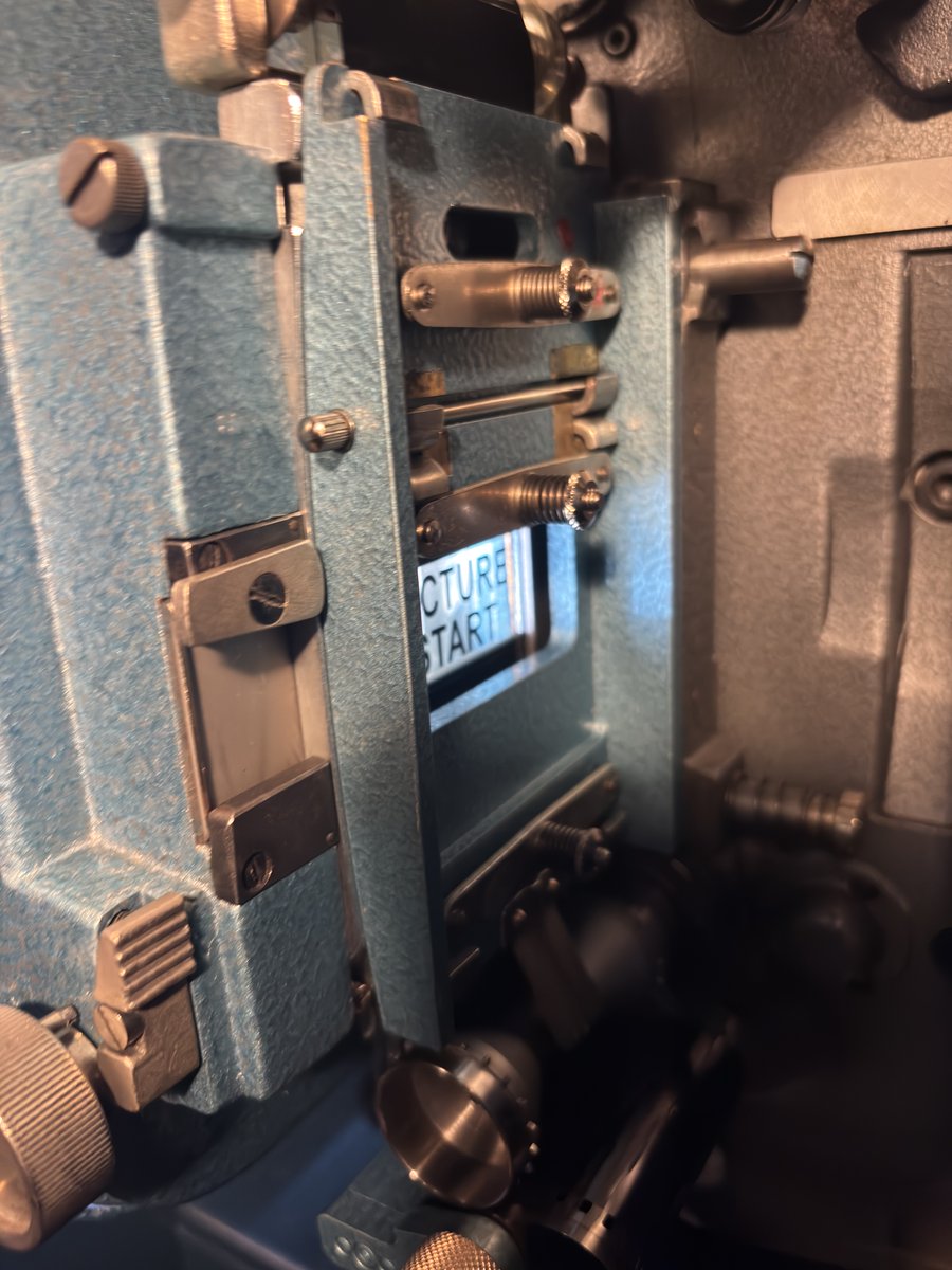Niffman's tweet photo. 70mm in Montréal! #Projecthailmary #cineplex https://t.co/HYOQ34v41n