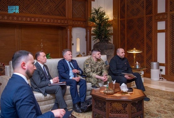 هاشتاق العرب tweet media