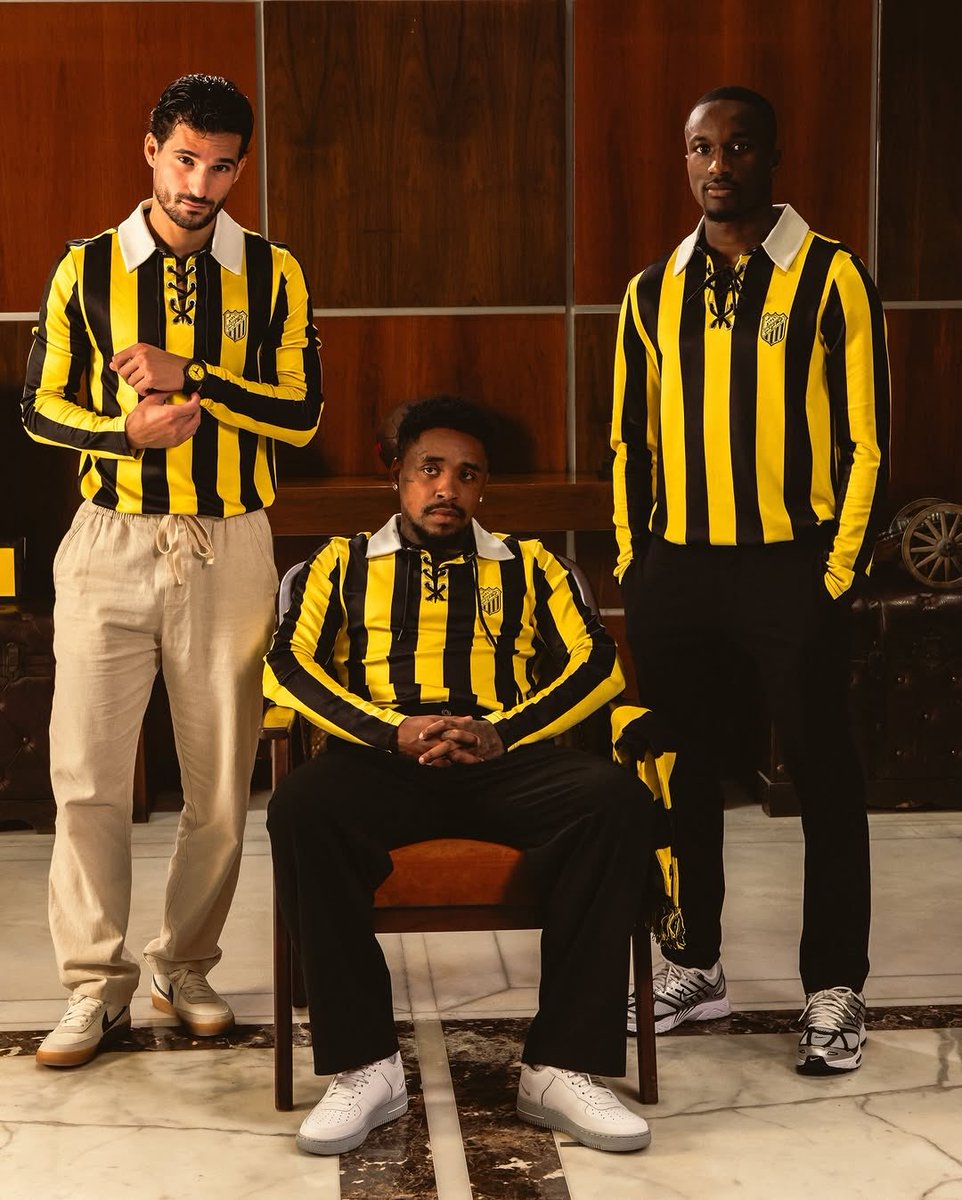 Gracias_store's tweet photo. تيشيرت الإتحاد الخاص بيوم التأسيس 
( فئة اللاعبين ) 
توفر في المتجر 😮‍💨💛💛 

للطلب / https://t.co/VM7fdC8aKu

مع تمارا / ٢٥ ريال 🥶 

#الإتحاد 
#Graciasstore https://t.co/iPOceFAiQL