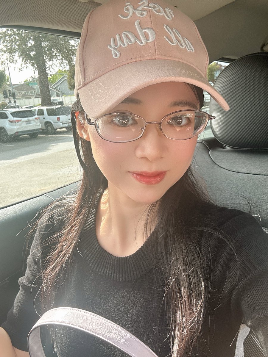 周君红（原深圳律师） tweet media