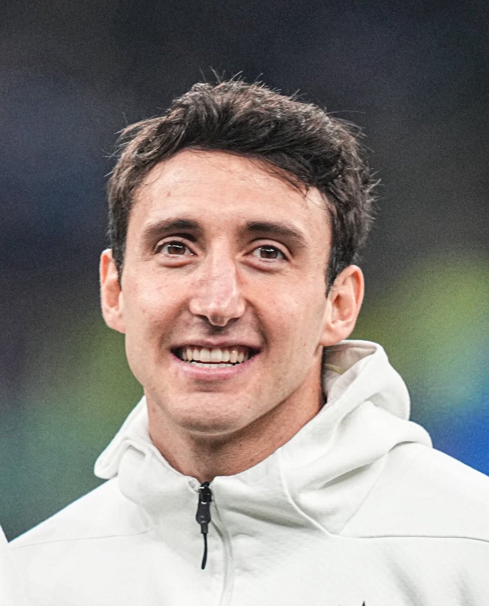 FCB World tweet media