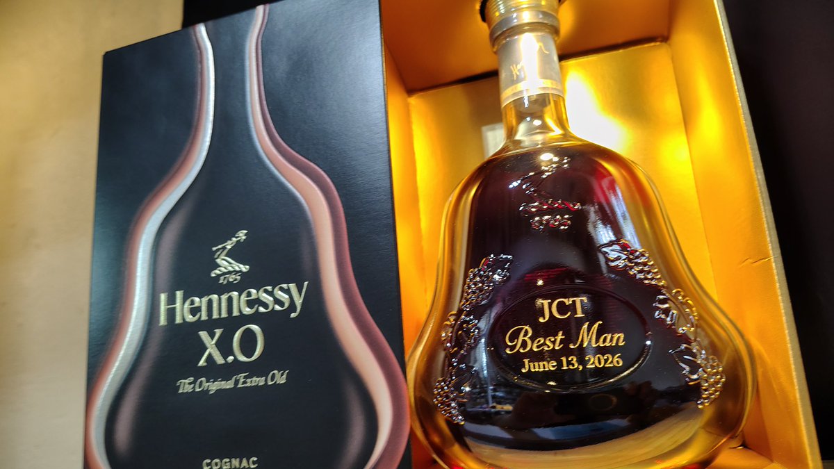 Giftsonglass's tweet image. #whiskey #bourbon #scotch #hennessy