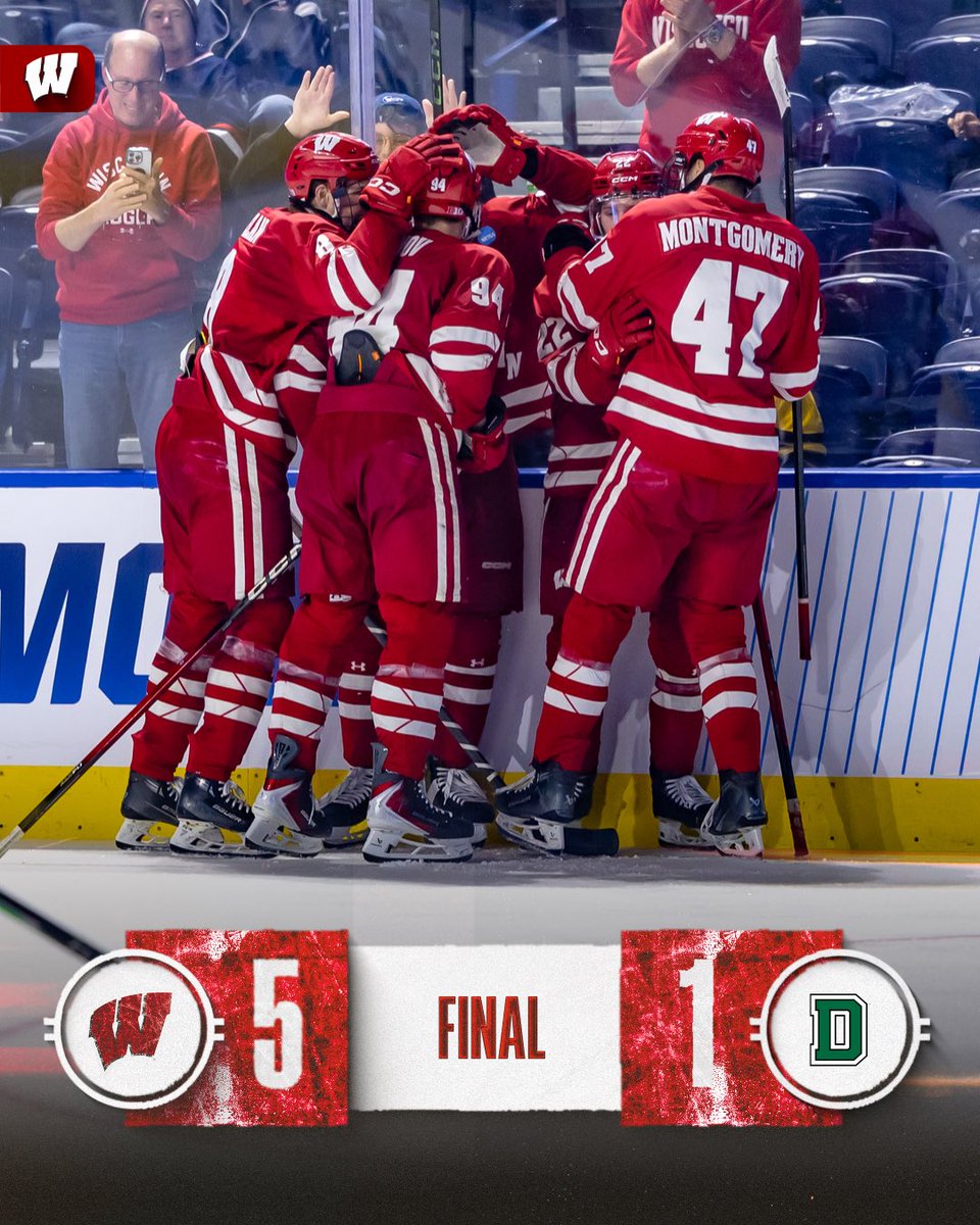 Wisconsin Hockey tweet media