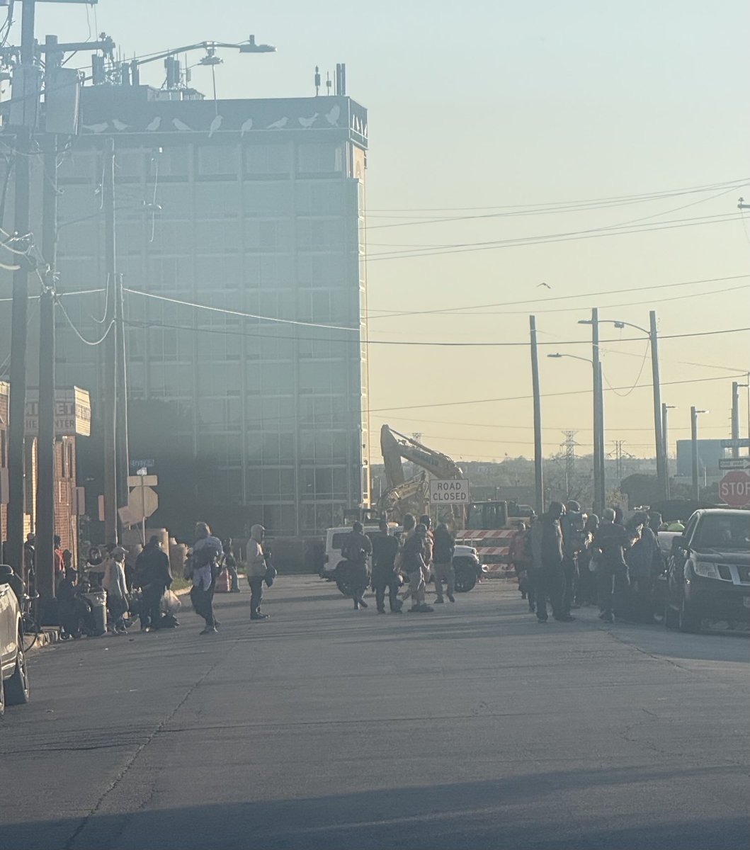 Elizabeth tweet media