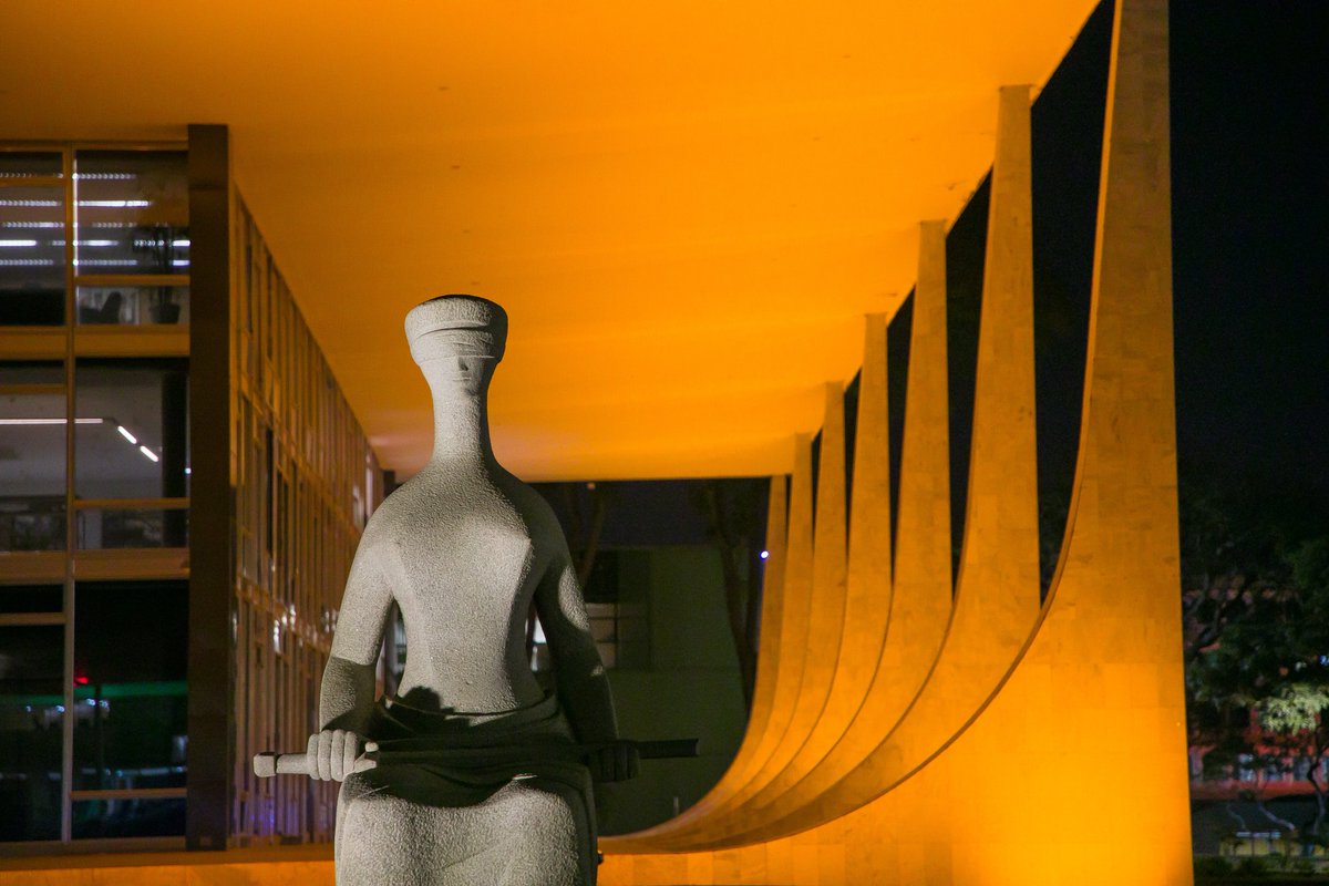 Eixo Político tweet media