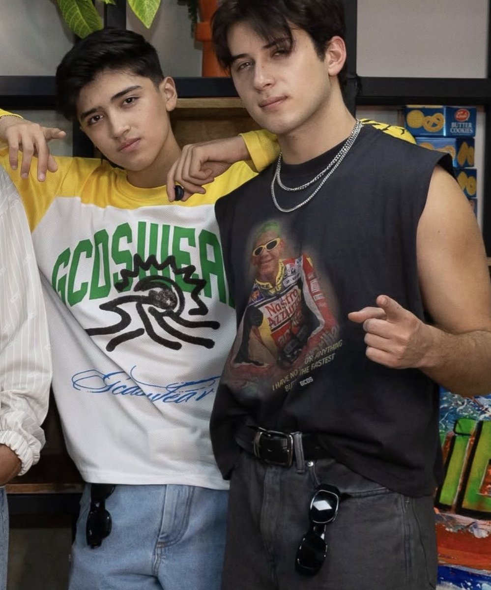 sara 🪽DUAL tweet media