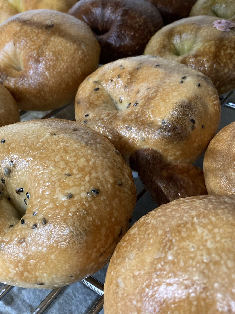 ホリウチおやつ◯開店時間/11時30分 tweet media